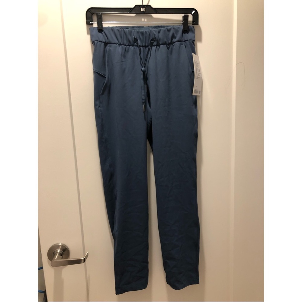 Lululemon on the fly 7/8 pant
